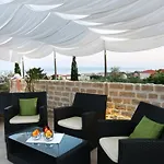 Okrug Gornji Luxurious Escape With Pool *