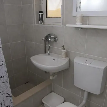 Vila Okrug Gornji Luxurious Escape With Pool *